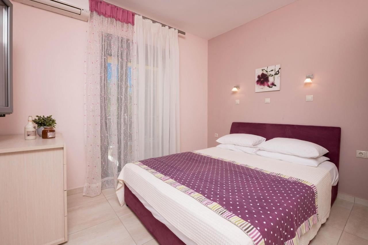 Louloudis Pool Villa Skala Rachoni  Buitenkant foto