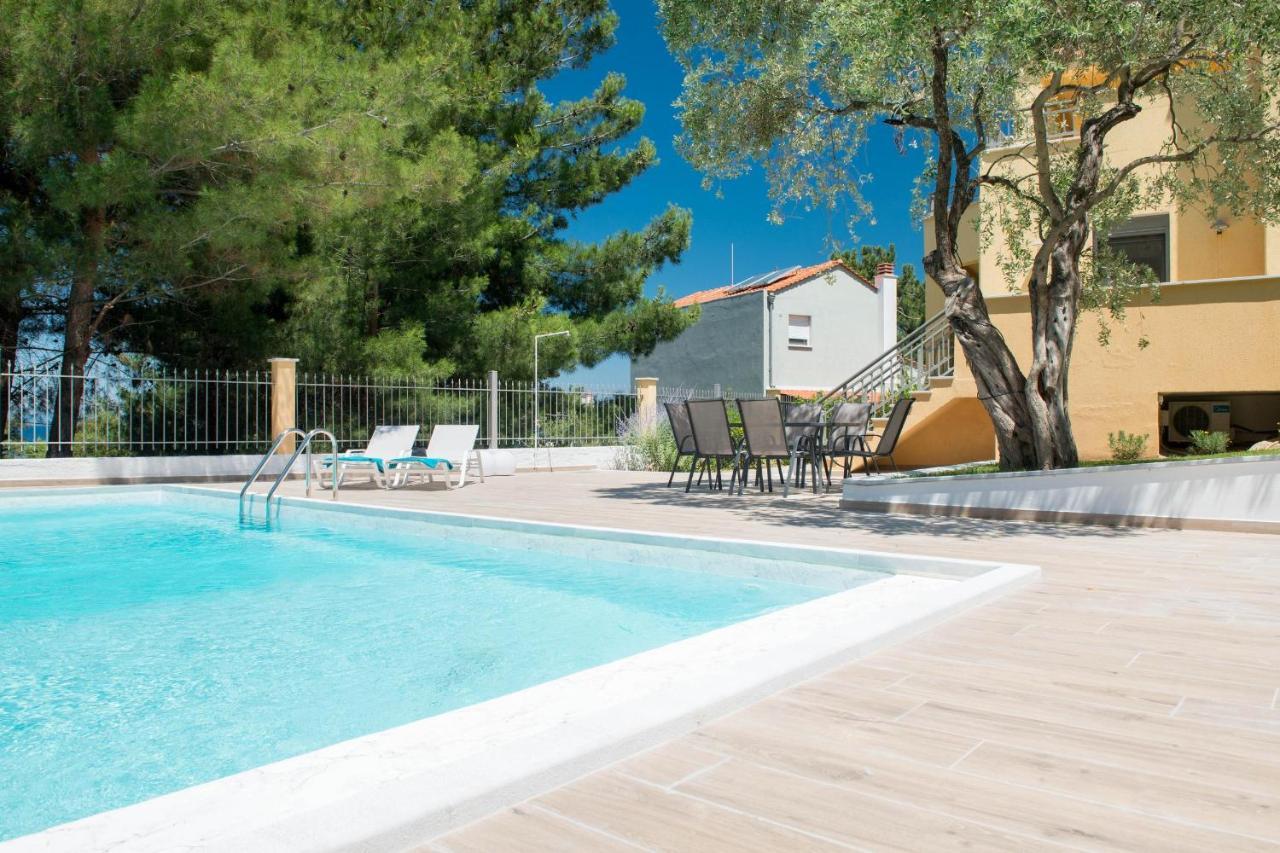 Louloudis Pool Villa Skala Rachoni  Buitenkant foto
