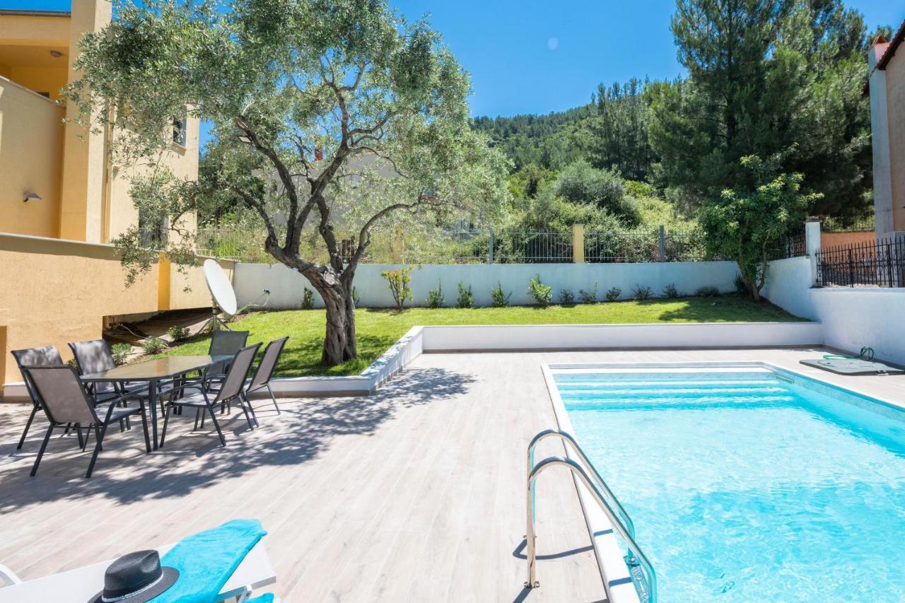 Louloudis Pool Villa Skala Rachoni  Buitenkant foto