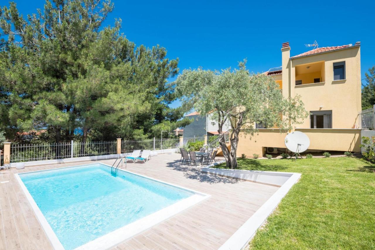 Louloudis Pool Villa Skala Rachoni  Buitenkant foto